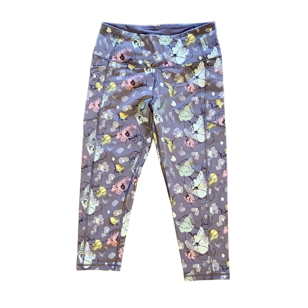 Victoria's Secret Sport Gray Floral Leggings Capri Length